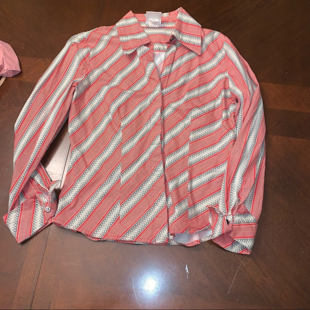 Finley Red, Black, Grey Long Sleeve Hidden Buttons Cuffed Blouse M